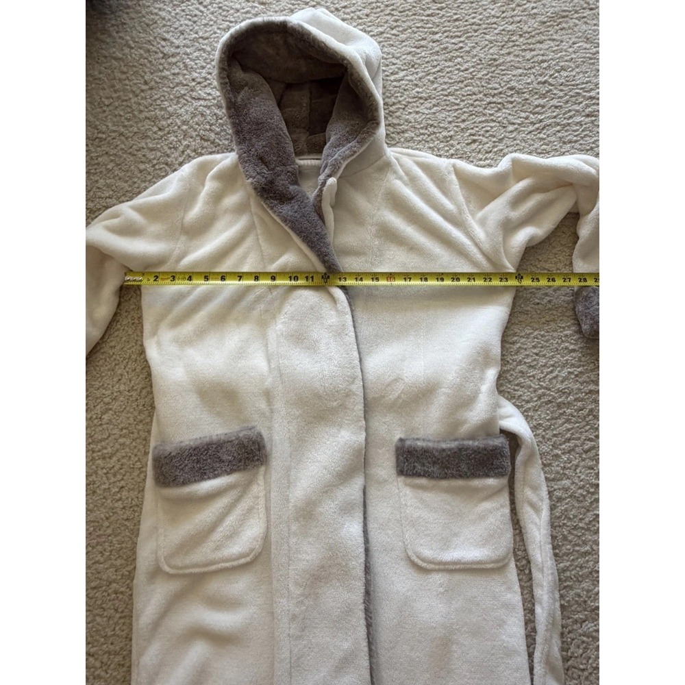 Soft White And Gray Plush Fleece Hooded Robe S/M Women's Fur Trim Belted Pockets - Picture 11 of 13